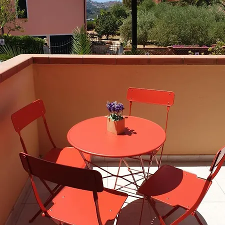 Apartment Appartamenti Porto Azzurro